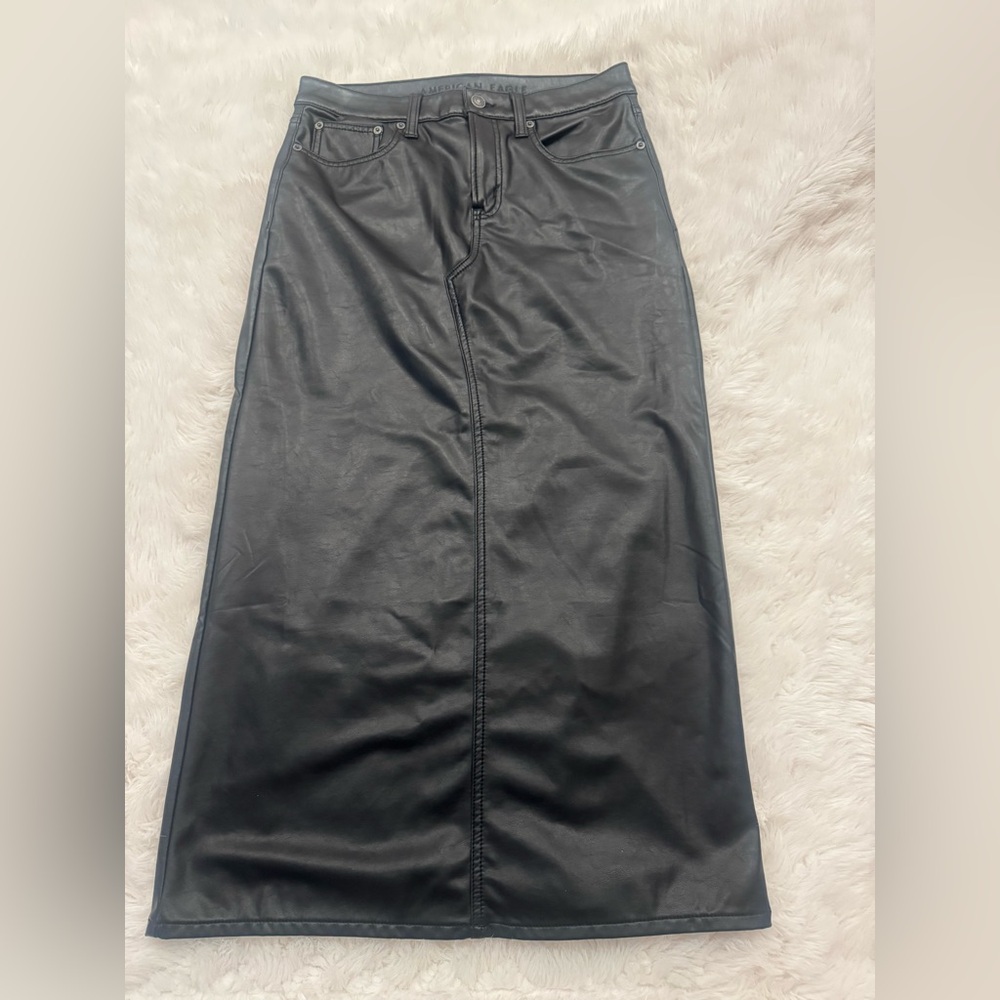 American Eagle Outfitters Black Pencil Skirt (pleather stretch)